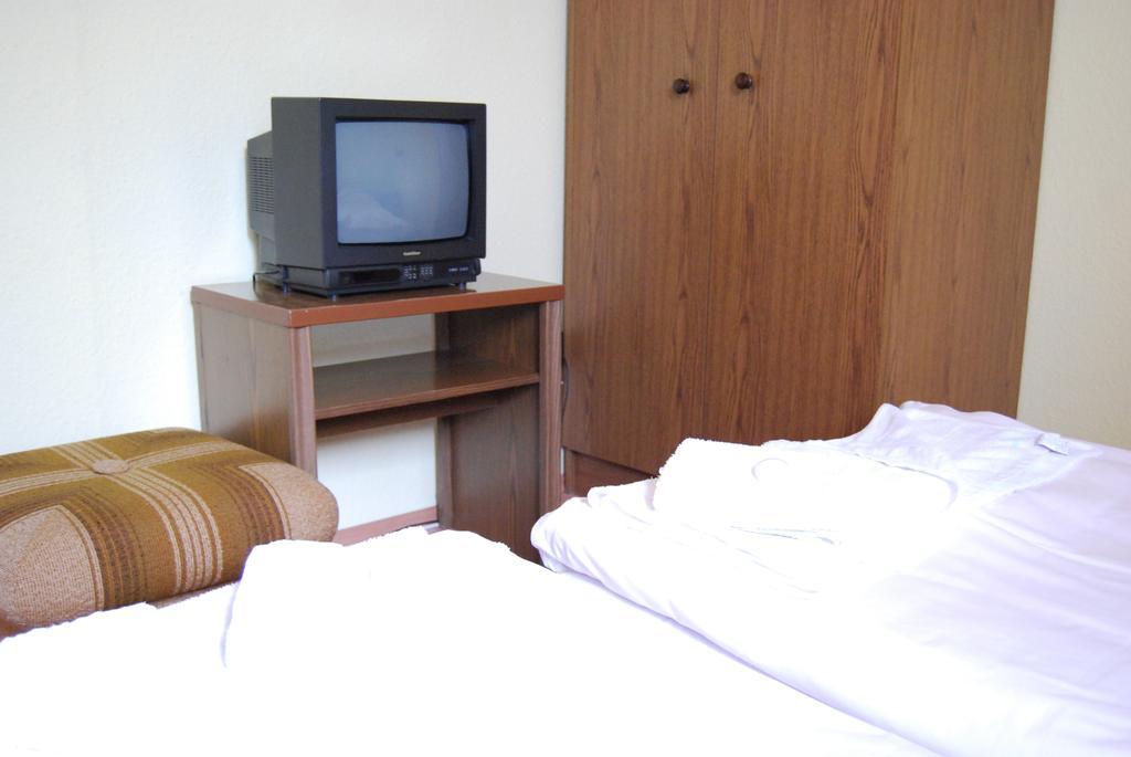 Hotel Agro Balatonfüred Quarto foto